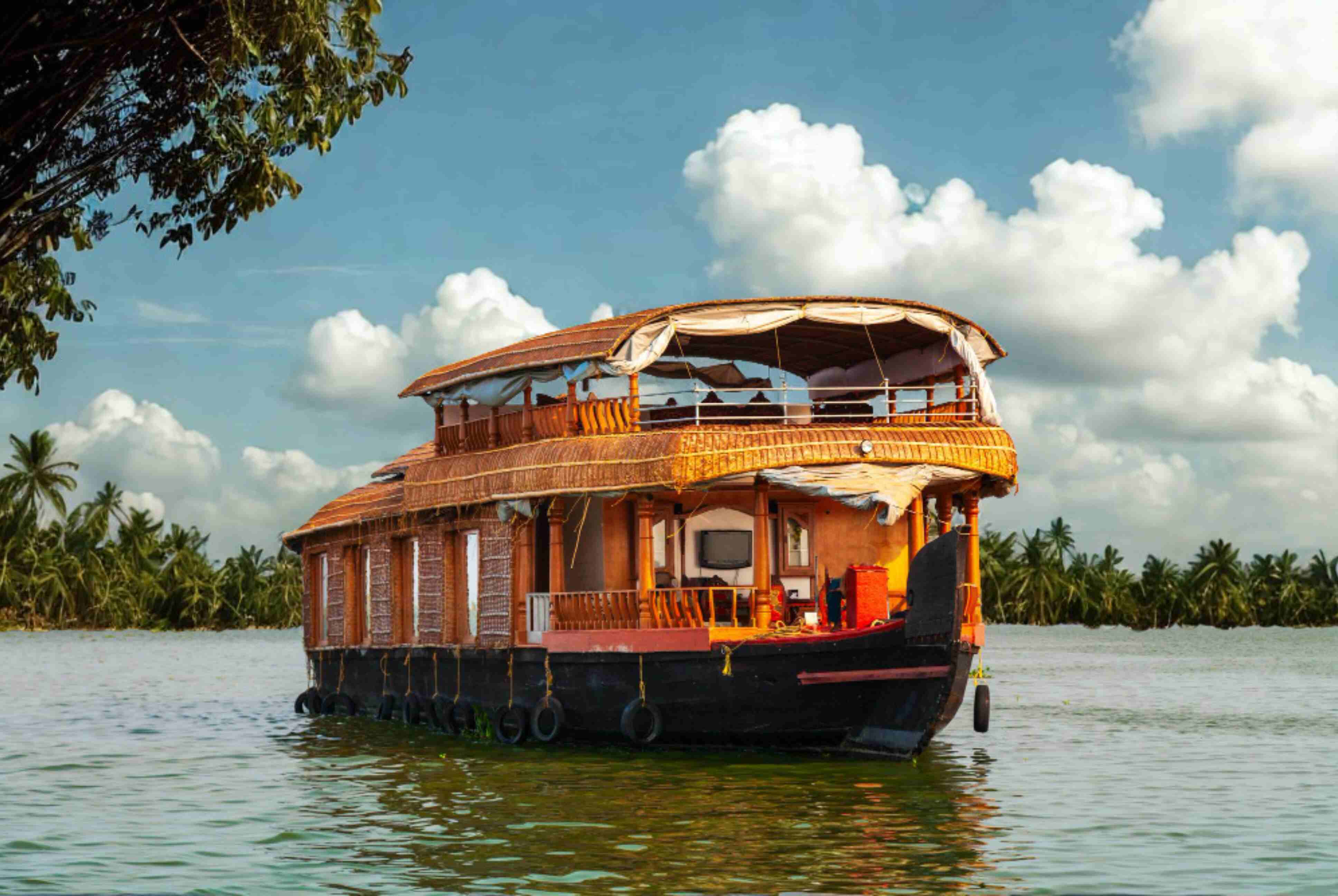 Premium Houseboat in Alleppey
