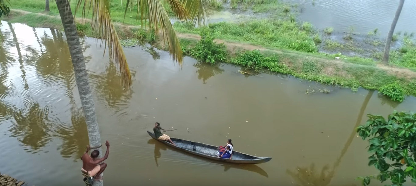 Super luxury houseboat Alleppey
